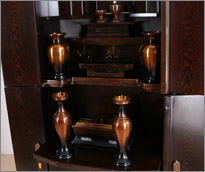 中古仏具を並べ