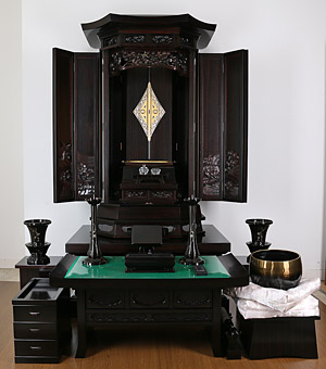 本黒檀厨子仏壇のイメージ