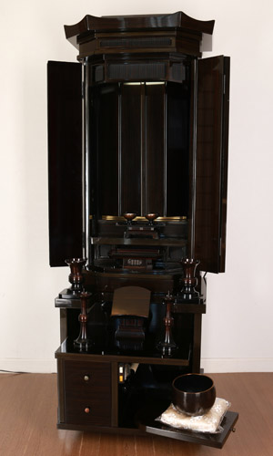 翠宝中古厨子型仏壇のイメージ