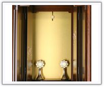 お厨子を開けるとエールゴールド